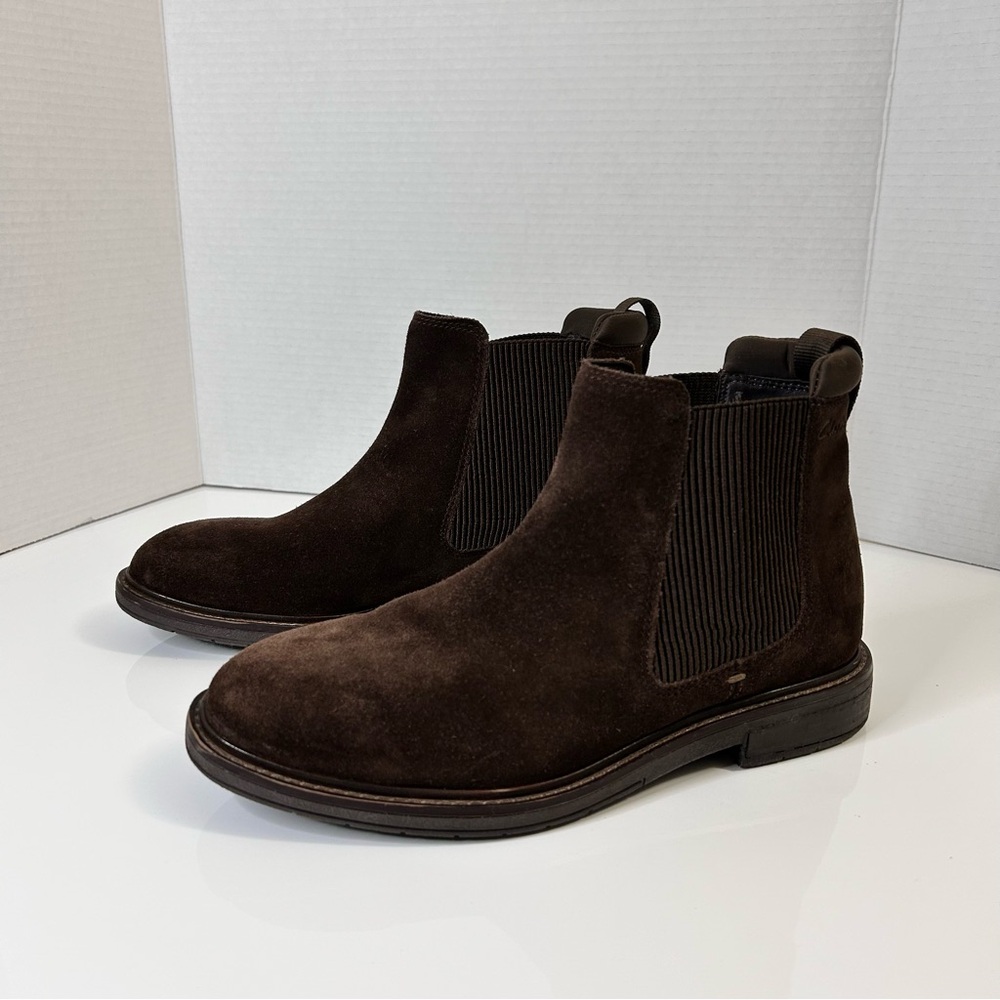 Clark’s boots dark brown, Men's us 7.5 W Dale Gobi Dark Brown Boots
